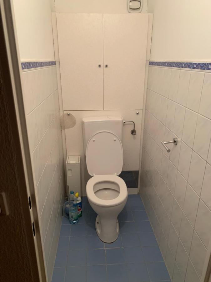 Sehr Schone Zimmer 1 In Wien Favoriten Eksteriør billede