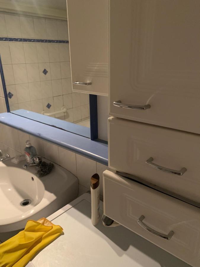 Sehr Schone Zimmer 1 In Wien Favoriten Eksteriør billede